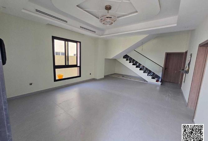 83210900 - Property Image 3