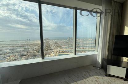 Apartment - 1 Bedroom - 2 Bathrooms for rent in The Palm Tower - Palm Jumeirah - Dubai