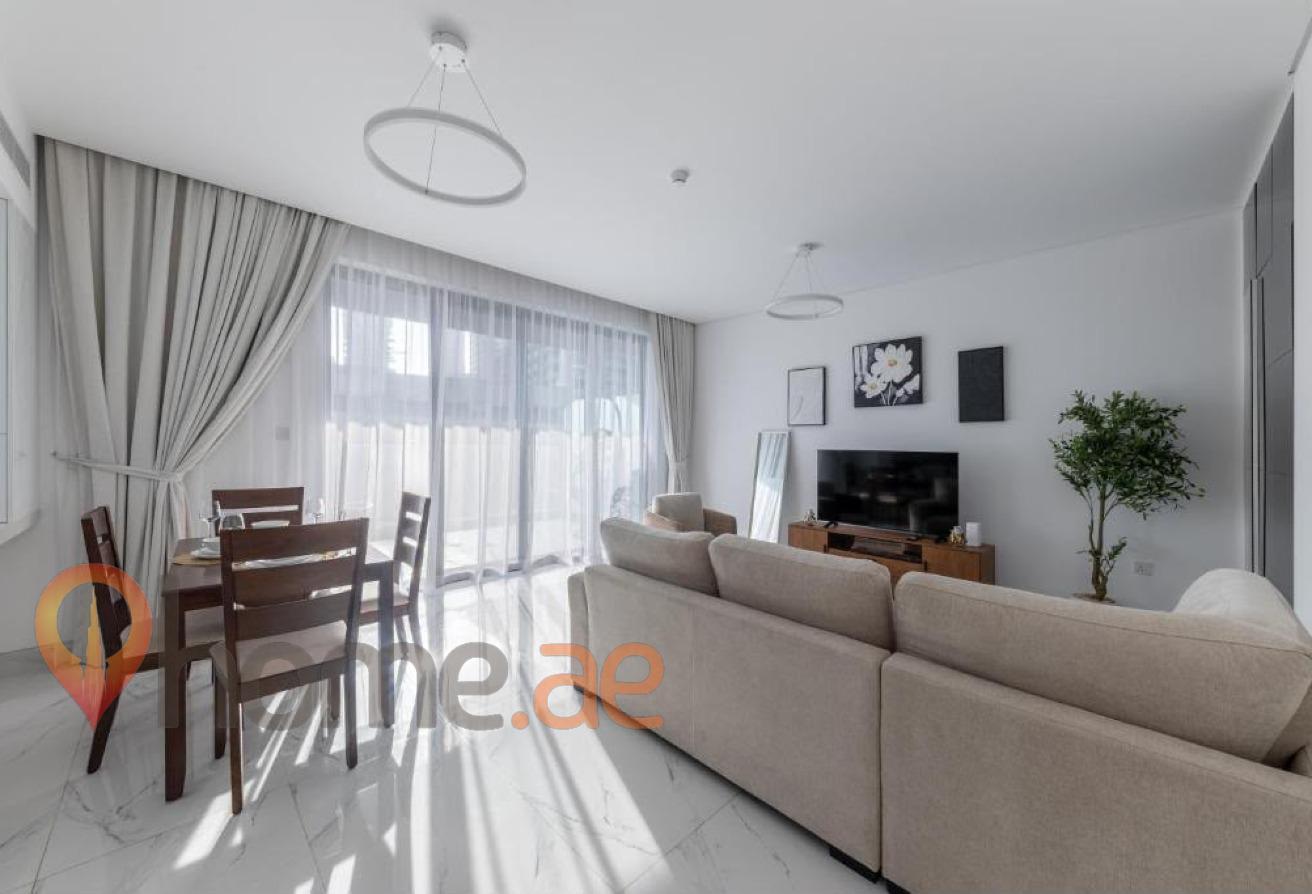 Ready Duplex |2 Entrances |Skyline View |2 Parking photo 6