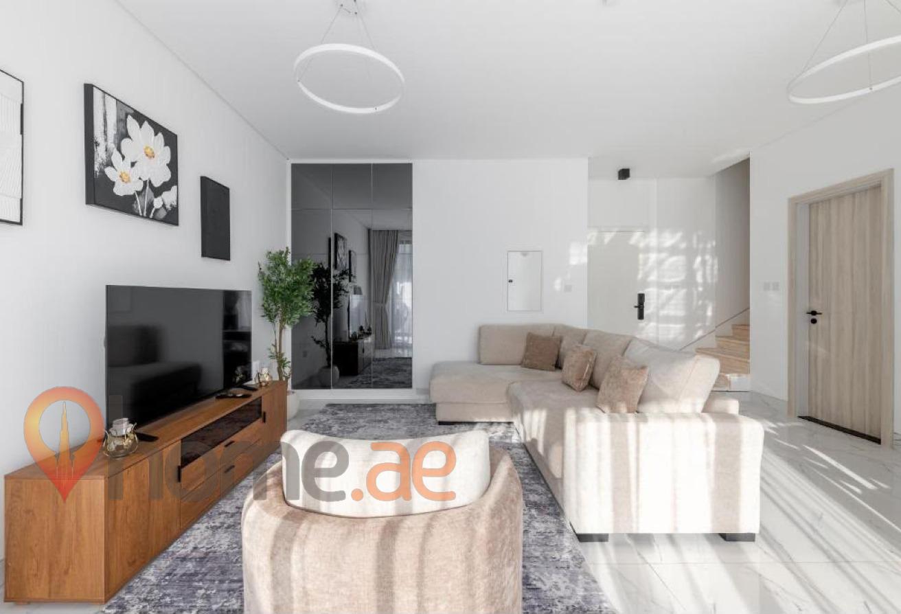 Ready Duplex |2 Entrances |Skyline View |2 Parking photo 3