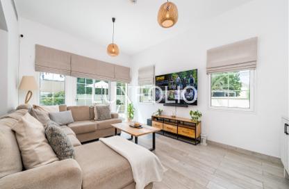 Villa - 2 Bedrooms - 2 Bathrooms for rent in District 9 - Jumeirah Village Triangle - Dubai