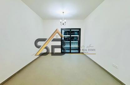 Apartment - 1 Bedroom - 2 Bathrooms for rent in Prestige Building - International City Phase 2 - Al Warsan 4 - Al Warsan - Dubai