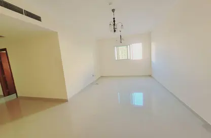 Apartment - 3 Bedrooms - 3 Bathrooms for rent in GGICO Building Moweilah - Muwaileh Commercial - Sharjah