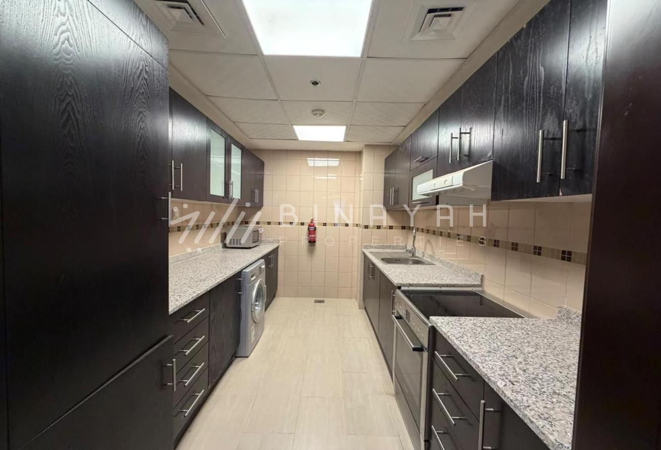 Chiller Free | Palm View | Furnished photo 5