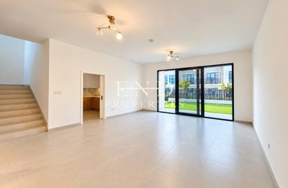 Townhouse - 3 - 2 for rent in Jebel Ali Village Townhouses - Jebel Ali Village - Jebel Ali - Dubai