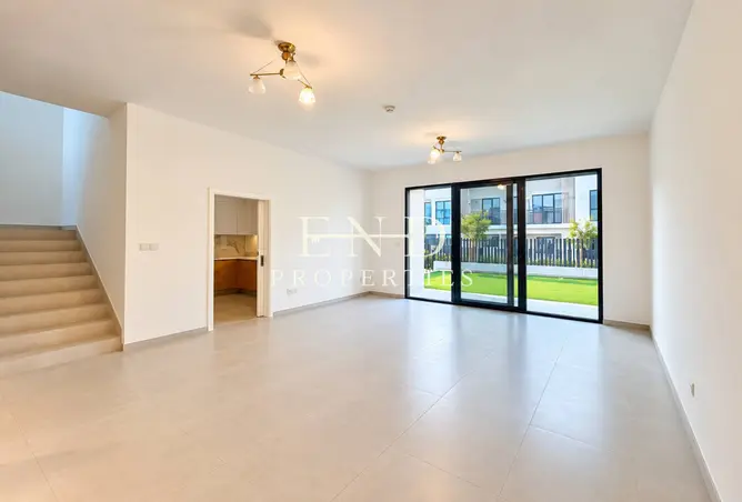 156010754 - Property Image 3