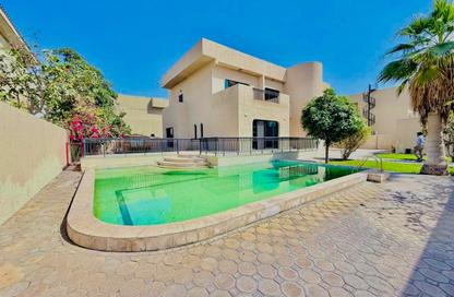 Villa - 4 Bedrooms - 5 Bathrooms for rent in Al Falaj - Al Riqqa - Sharjah