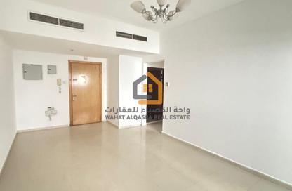 Apartment - 1 Bedroom - 1 Bathroom for rent in Al Khan Lagoon Tower - Al Khan Lagoon - Al Khan - Sharjah