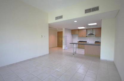 Apartment - 2 Bedrooms - 3 Bathrooms for sale in Building 108 to Building 137 - Contemporary Cluster - Discovery Gardens - Dubai