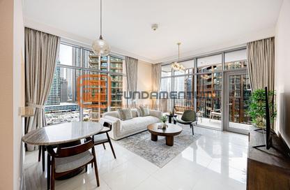Apartment - 1 - 1 for rent in Boulevard Crescent Tower 1 - BLVD Crescent - Downtown Dubai - Dubai