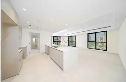 Apartment - 3 Bedrooms - 3 Bathrooms for rent in Al Jazi - Madinat Jumeirah Living - Umm Suqeim - Dubai