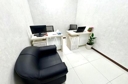Office Space - Studio - 1 Bathroom for rent in Al Rostamani Building - Port Saeed - Deira - Dubai Office Space - Studio - 1 Bathroom for rent in Al Rostamani Building - Port Saeed - Deira - Dubai