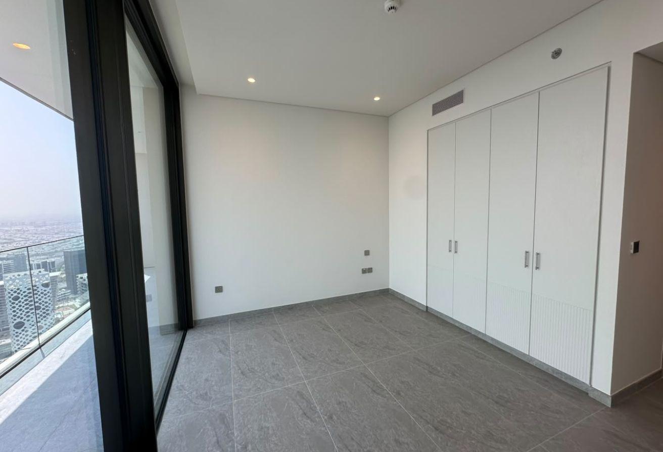 Marina & Skyline Views | 2BR | High Floor photo 4
