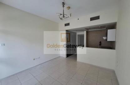 Apartment - Studio - 1 Bathroom for rent in Royal Residence 1 - Royal Residence - Dubai Sports City - Dubai