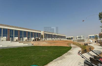 Townhouse - 4 - 5 for rent in Rukan 3 - Rukan - Dubai