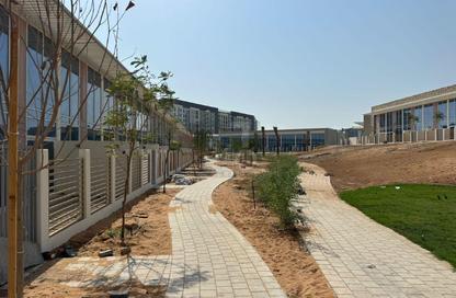 Townhouse - 4 - 5 for rent in Rukan 3 - Rukan - Dubai
