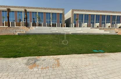 Townhouse - 4 - 5 for rent in Rukan 3 - Rukan - Dubai