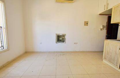 Apartment - Studio - 1 for rent in Muwailih Building - Muwaileh - Sharjah Apartment - Studio - 1 for rent in Muwailih Building - Muwaileh - Sharjah