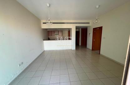 Apartment - 1 Bedroom - 1 Bathroom for rent in Al Dhafra 4 - Al Dhafra - Greens - Dubai