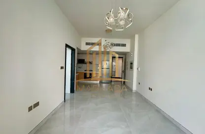 شقة - غرفة نوم - 1 حمام للايجار في سكايز من دانوب - ارجان - دبي