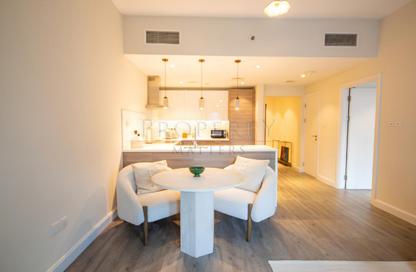 Apartment - 1 - 1 for rent in Time Place Tower - Dubai Marina - Dubai