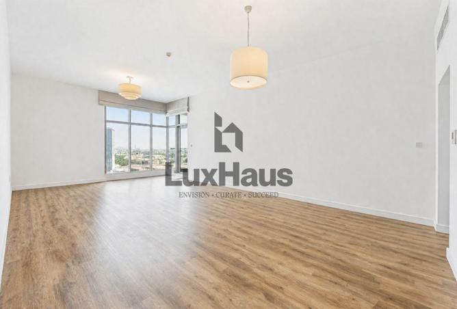 130244369 - Property Main Image