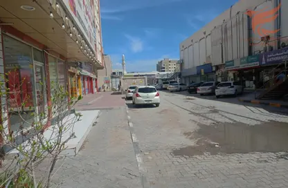 Shop - Studio for rent in Dafan Al Nakheel - Ras Al Khaimah