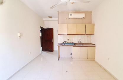 Apartment - Studio - 1 Bathroom for rent in Fire Station Road - Muwaileh - Sharjah