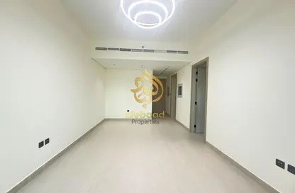شقة - غرفة نوم - 2 حمامات للايجار في ريماك ريزيدنس 10 - ليوان 2 - دبي لاند - دبي