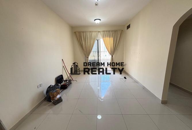 78977800 - Property Main Image