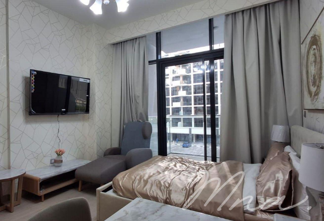 Fully furnished | Bright unit | Move-in ready photo 4