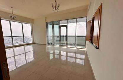 Apartment - 2 - 3 for rent in Julphar Residential Tower - Julphar Towers - Al Nakheel - Ras Al Khaimah