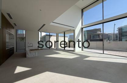 Villa - 4 - 6 for rent in Nad Al Sheba Gardens 2 - Nad Al Sheba Gardens - Nad Al Sheba 1 - Nad Al Sheba - Dubai