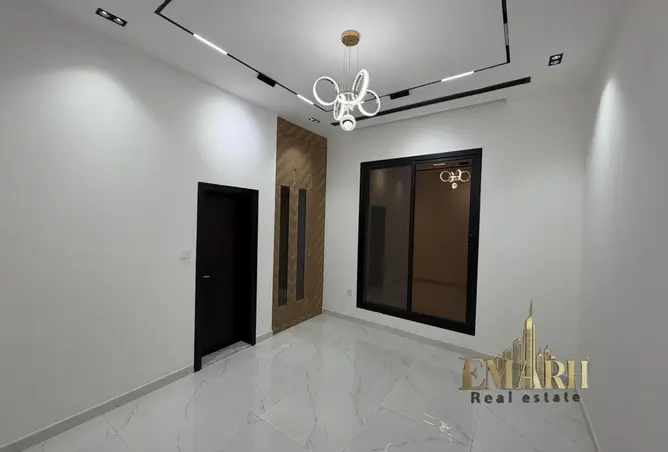 162810210 - Property Image 3