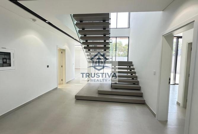 73509403 - Property Image 2