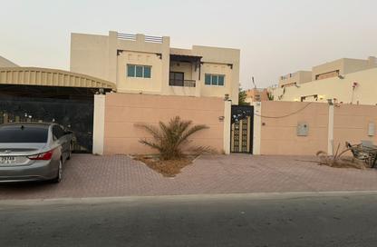 Villa - 4 - 7 for rent in Al Raqaib 1 - Al Raqaib - Ajman