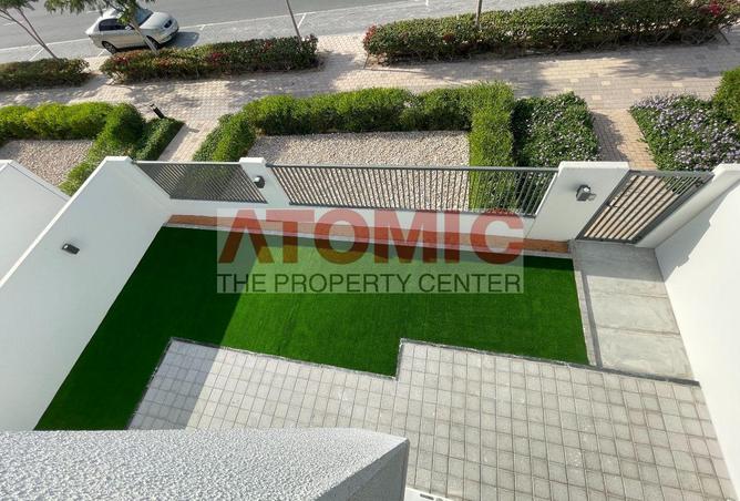 94024692 - Property Image 3