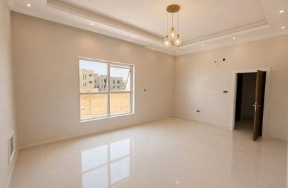 Villa - 3 - 5 for sale in Kabbali Hills - Al Helio 2 - Al Helio - Ajman