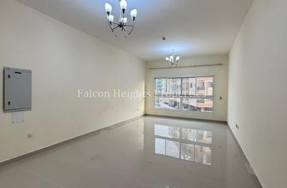 Apartment - 2 Bedrooms - 3 Bathrooms for rent in Al Malik Building - Al Warqa'a 1 - Al Warqa'a - Dubai