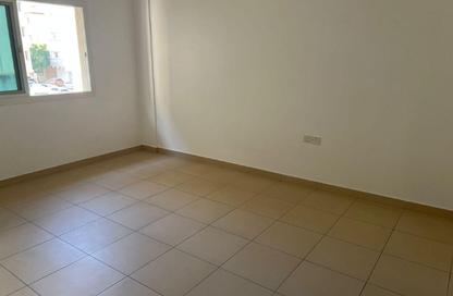 Apartment - 1 Bedroom - 2 Bathrooms for rent in Al Qulaya'ah - Al Sharq - Sharjah