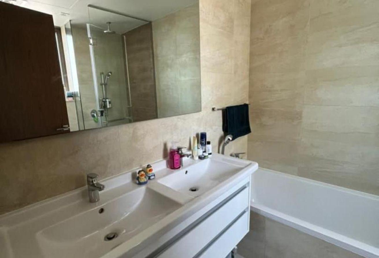 Marsa Dubai | Fully Furnished | Spacious 2BR photo 10