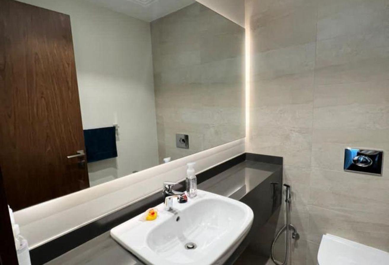 Marsa Dubai | Fully Furnished | Spacious 2BR photo 9