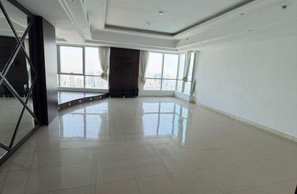 Apartment - 3 Bedrooms - 4 Bathrooms for rent in Al Dana Tower - Al Majaz 3 - Al Majaz - Sharjah Apartment - 3 Bedrooms - 4 Bathrooms for rent in Al Dana Tower - Al Majaz 3 - Al Majaz - Sharjah