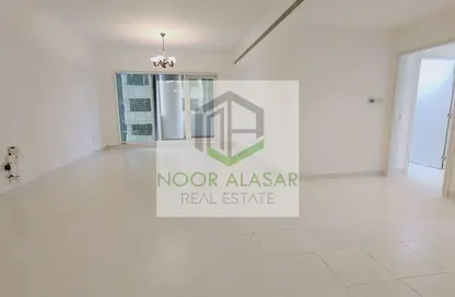Apartment - 2 Bedrooms - 3 Bathrooms for rent in Ghaya Residence - Sheikh Zayed Road - Dubai