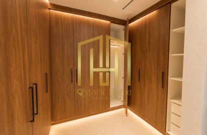 Villa - 4 - 6 for sale in Toledo - Zayed City (Khalifa City C) - Khalifa City - Abu Dhabi