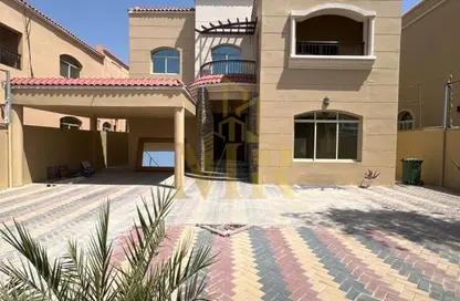 Villa - 5 Bedrooms - 7 Bathrooms for sale in Al Mowaihat 1 - Al Mowaihat - Ajman