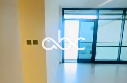 Apartment - 2 Bedrooms - 3 Bathrooms for rent in Canal Residence - Al Reem Island - Abu Dhabi