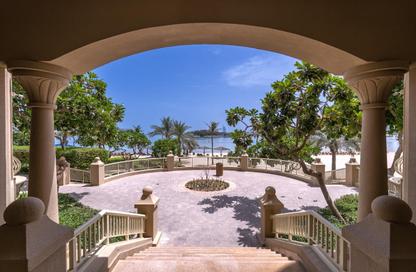 Apartment - 2 Bedrooms - 4 Bathrooms for rent in Jash Falqa - Shoreline Apartments - Palm Jumeirah - Dubai