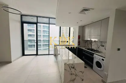 Apartment - 2 Bedrooms - 3 Bathrooms for rent in Amal Tower - Dubai Sports City - Dubai