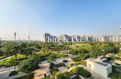 شقة - غرفة نوم - 2 حمامات للبيع في مبنى Mulberry 2 at Park Heights B2 - مالبيري 2 في بارك هايتس بلوك ب - ملبيري 2 - بارك هايتس - دبي هيلز استيت - دبي